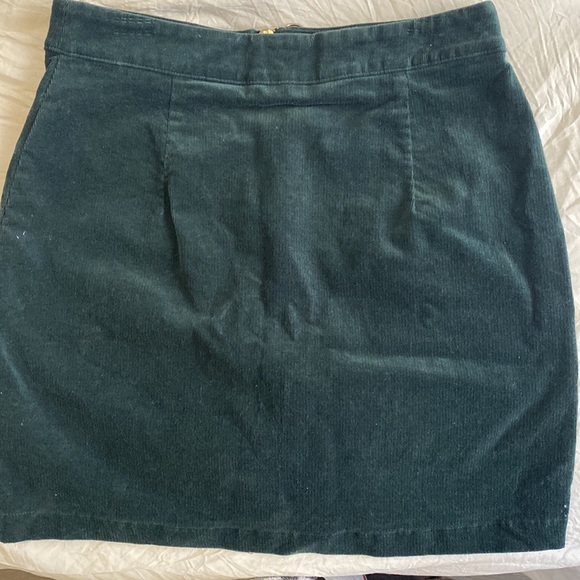 Dark Green Zip Up Skirt - Picture 3 of 3